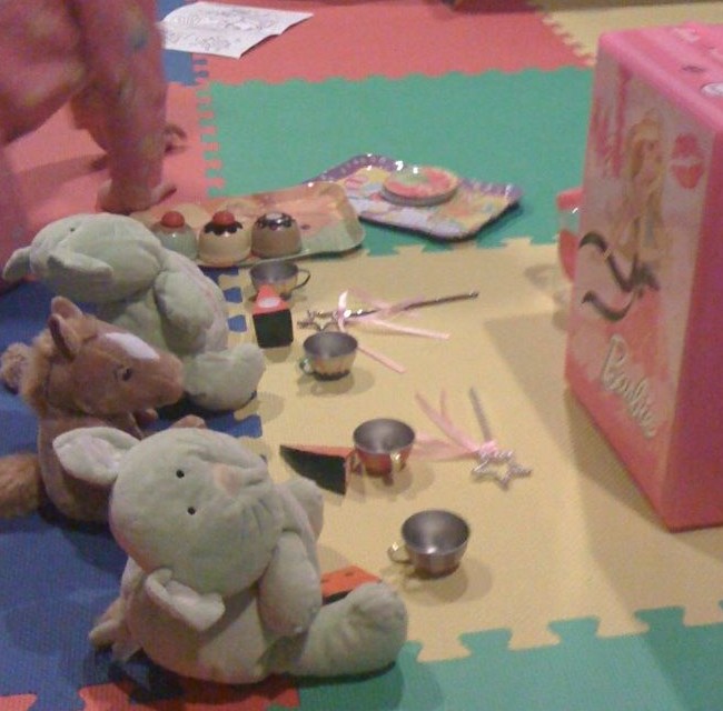 Babys eating in front of the TV